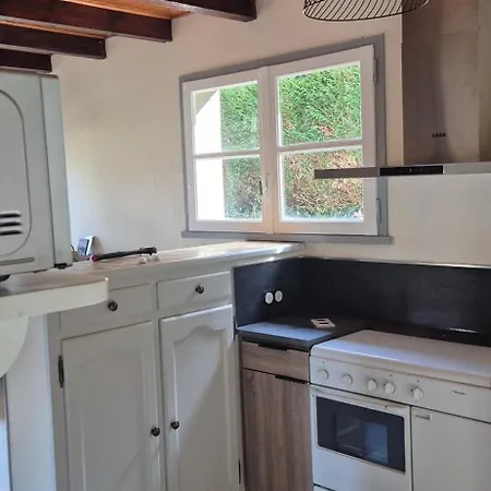 度假居 Maison D'hote, Gite, La Maisonnette 塞尔河畔维克